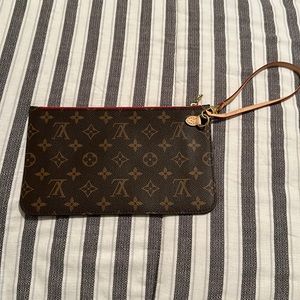 Authentic Loui Vuitton Pochette/wristlet
